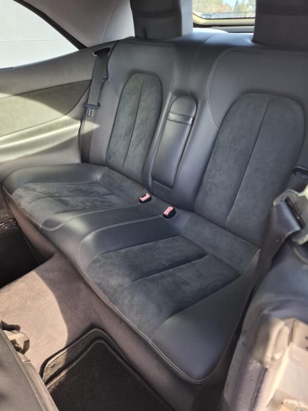 Mercedes 230 CLK – Image 18