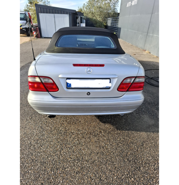 Mercedes 230 CLK – Image 4