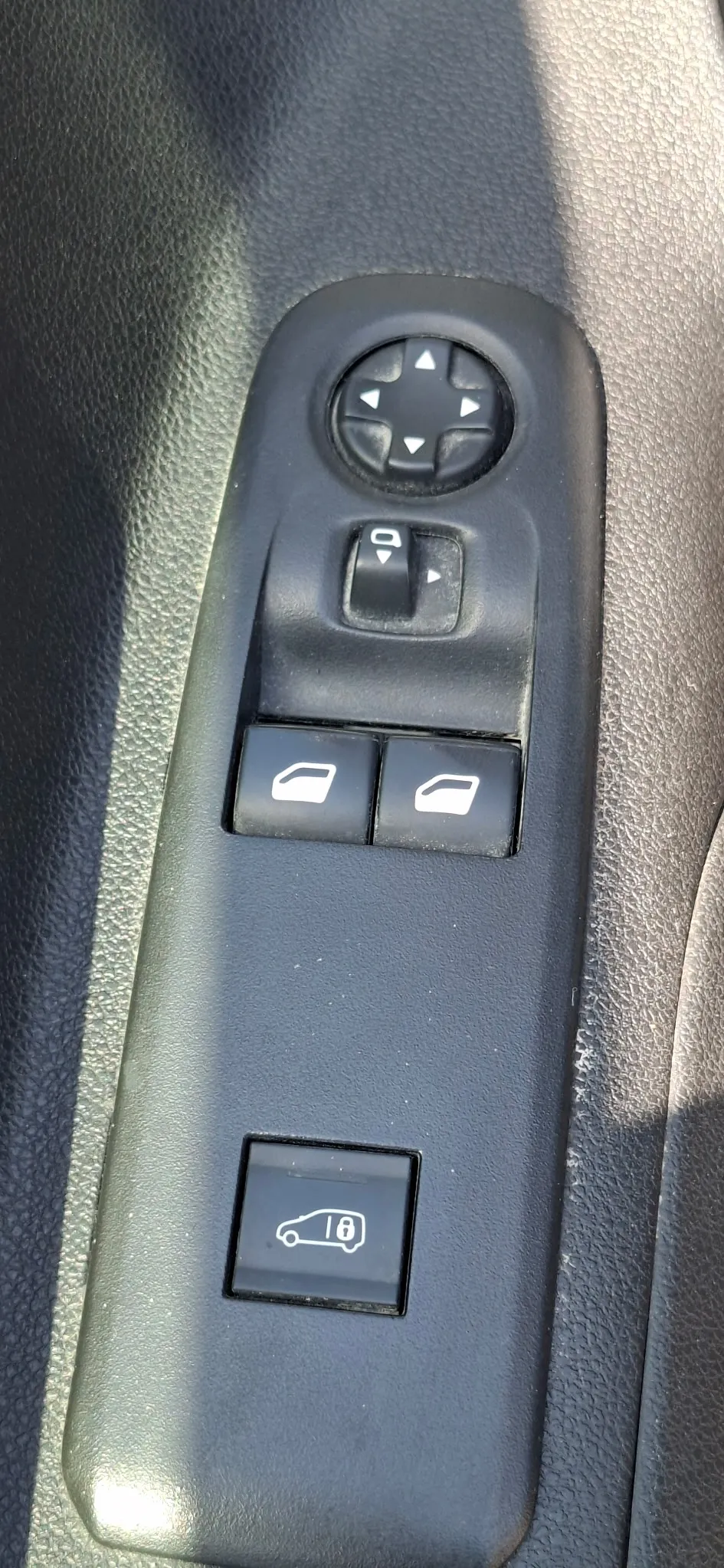 BERLINGO III – Image 12