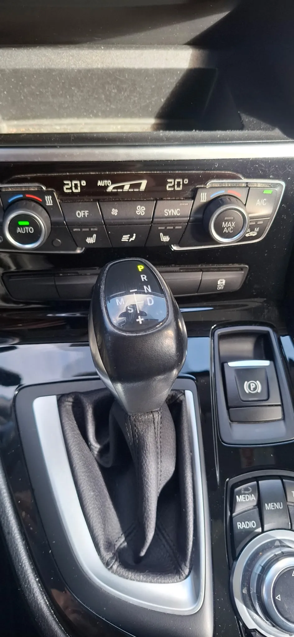 Série 2 218d F45 Active Tourer – Image 7